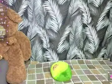 Hellen__moore from Chaturbate
