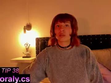 Girls: try live performances with matured performers, from dancing to quirks, in a variety of beautiful sex cams.