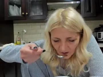 Heyheygrey from Chaturbate