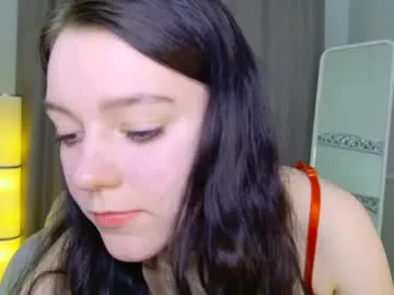 Holly_kittenss from Chaturbate