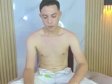 im_emilianolux from Chaturbate is Freechat