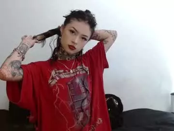 Isabella__dark from Chaturbate