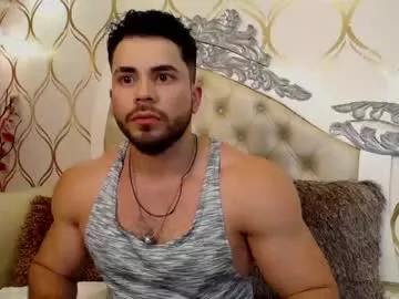 Jakeskye from Chaturbate