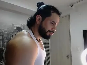 Jakeskye from Chaturbate