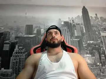 Jakeskye from Chaturbate