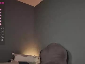 jenniee_ from Chaturbate