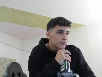 Jhoanleandro from Chaturbate
