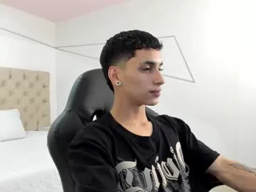 Jhoanleandro from Chaturbate