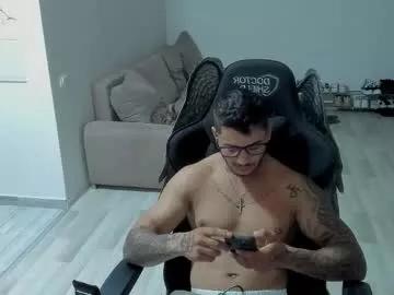 jonnyporn1 from Chaturbate