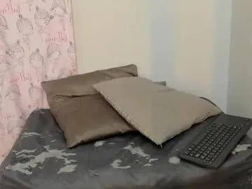 Juliana_ls from Chaturbate