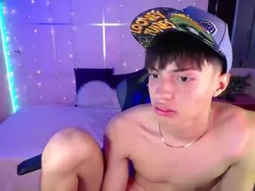 justin_grayy_ from Chaturbate is Freechat