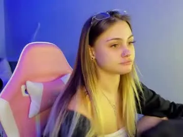 karina_broks from Chaturbate is Freechat