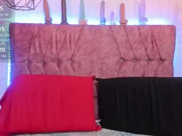 Girls: try live performances with matured performers, from dancing to quirks, in a variety of beautiful sex cams.