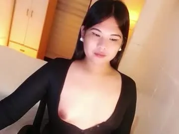 Kayleepinay from Chaturbate