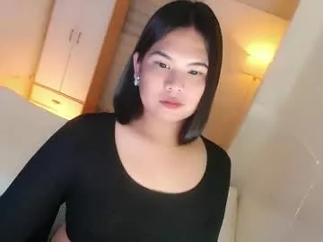 Kayleepinay from Chaturbate