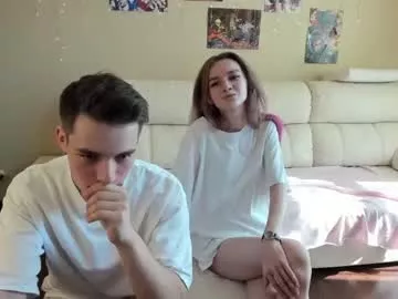 Kelley_n_danny from Chaturbate