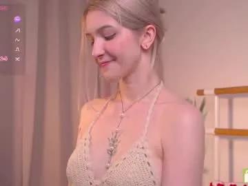 Kisskiss_muah from Chaturbate
