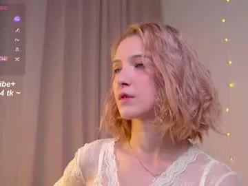 Kisskiss_muah from Chaturbate
