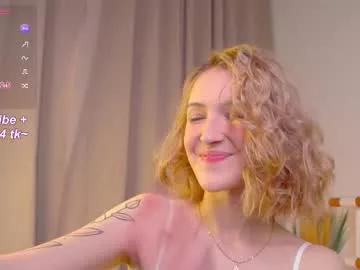 Kisskiss_muah from Chaturbate
