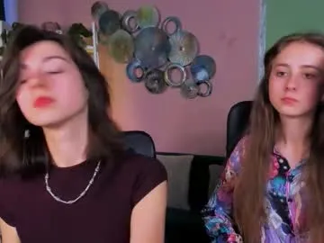 Kitniss_dreamy from Chaturbate