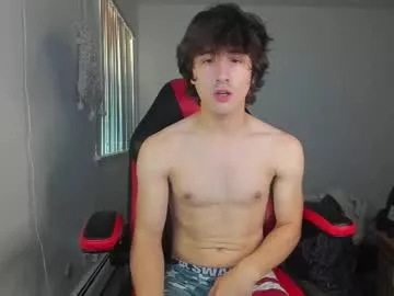 Kroddy1985 from Chaturbate