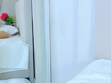 Lanarozz from Chaturbate