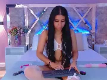 larabrook from Chaturbate