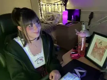 lavenderrzz19 from Chaturbate is Freechat