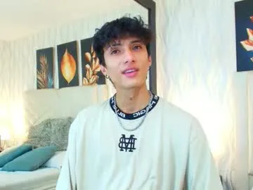 lean_portman from Chaturbate is Freechat