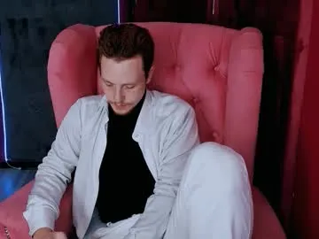 Leo_mooree from Chaturbate