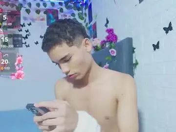 liam_honey18 from Chaturbate is Freechat