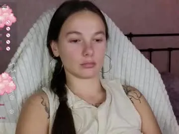 Lil_luna_x from Chaturbate