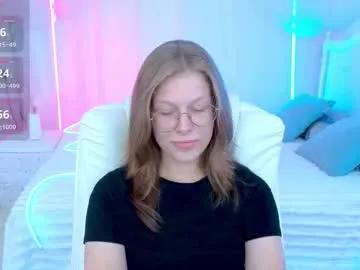 lilly_belly from Chaturbate is Freechat