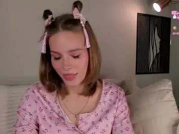 lipswithsweetonthem from Chaturbate is Freechat