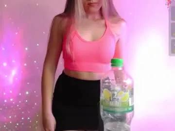 Little___angell from Chaturbate