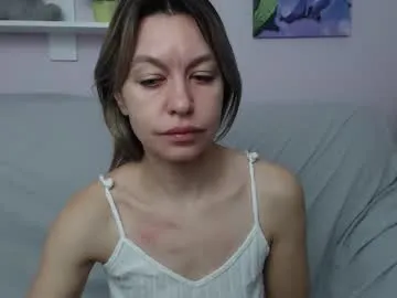 little_milf_ from Chaturbate is Freechat
