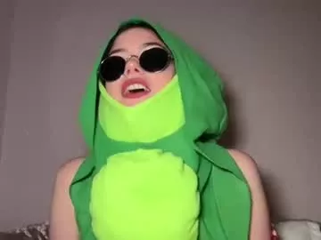 Littlesugarpea from Chaturbate