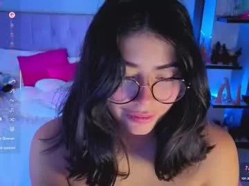 Loaluxury from Chaturbate