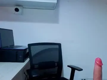 Lolalola_12 from Chaturbate