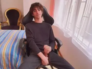 Lucas_xo from Chaturbate