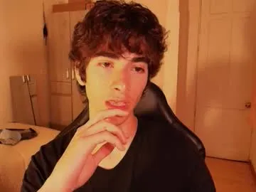 Lucas_xo from Chaturbate