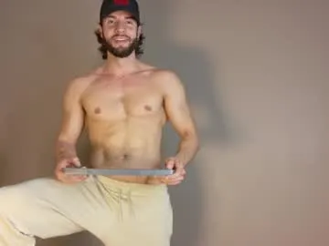 luciano_ferrer from Chaturbate is Freechat