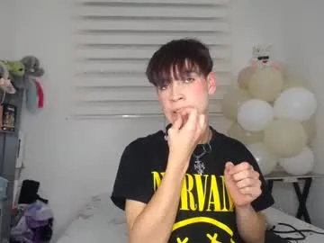 lucky_strickee from Chaturbate is Freechat