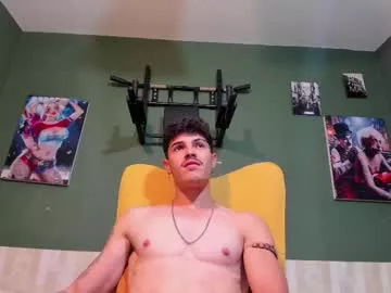 Luis_as from Chaturbate