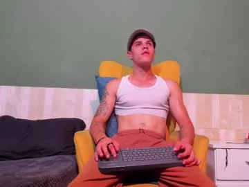 Luis_as from Chaturbate