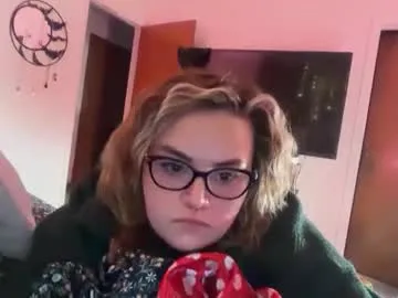 maroon_moon from Chaturbate is Freechat