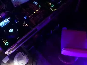 Mattiedee369 from Chaturbate