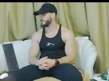 mauro_real_man from Chaturbate is Freechat