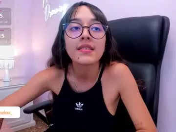 Melodywinx from Chaturbate