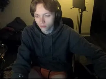 metalhedzoomer from Chaturbate is Freechat